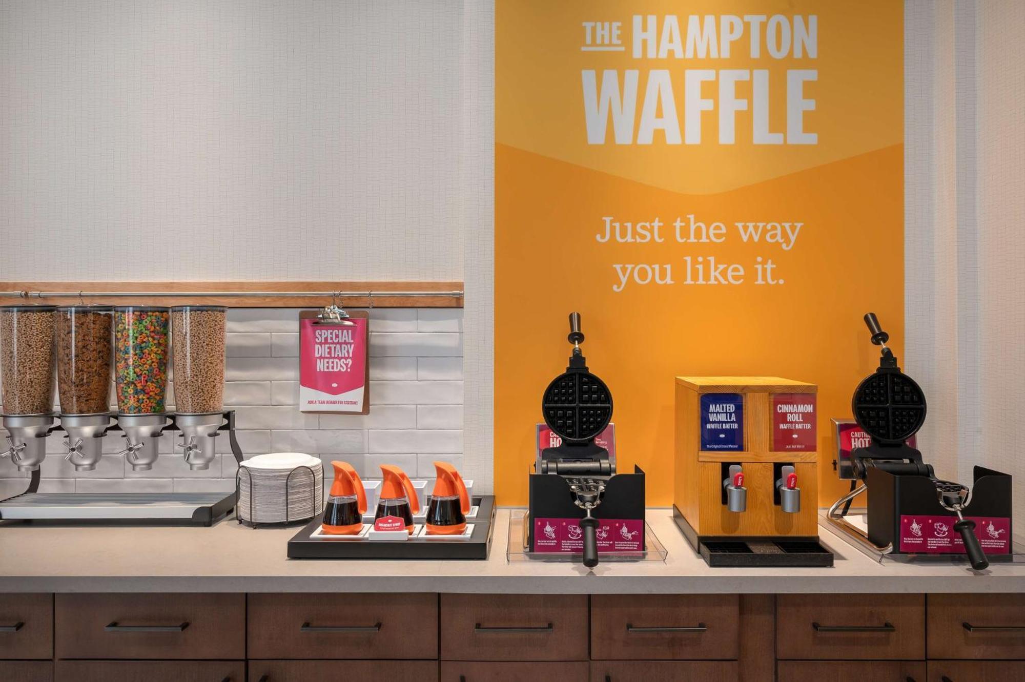 Hampton Inn & Suites By Hilton Pittsboro Екстер'єр фото